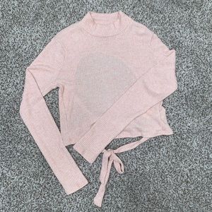 Baby pink crop long sleeve top